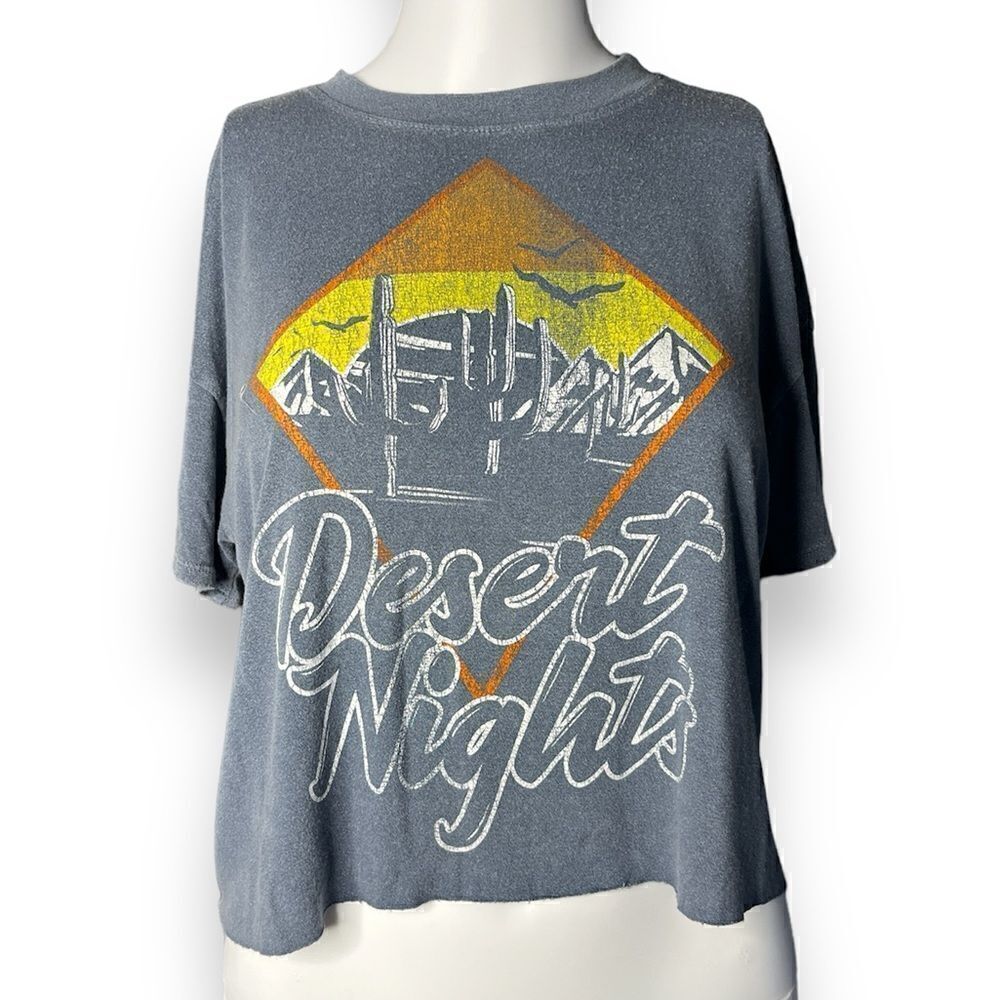 Modish Rebel Desert Nights Faded Short Sleeve Crop Top Grey Size XS